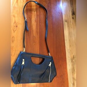 Perlina black leather bag